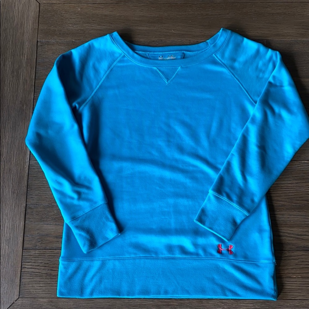 Under Armour sweatshirt